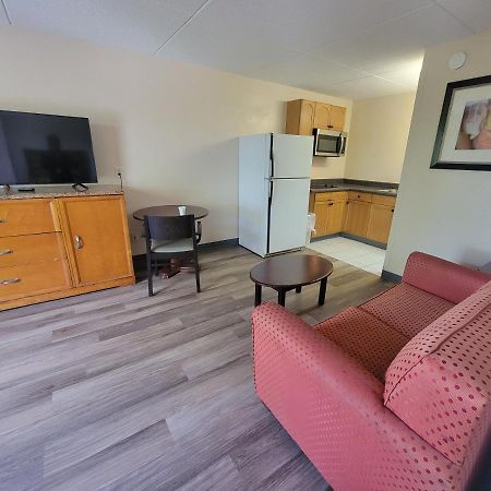 Studio 9 Inn & Suites เดคาทัวร์ ภายนอก รูปภาพ